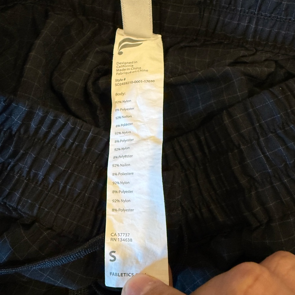 Fabletics Ripstop Short Black - Small - image 5